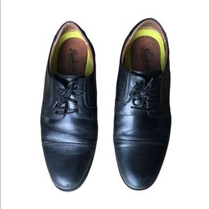 Mens florsheim Size 12 D leather upper with ortholite comfort tech dress shoes